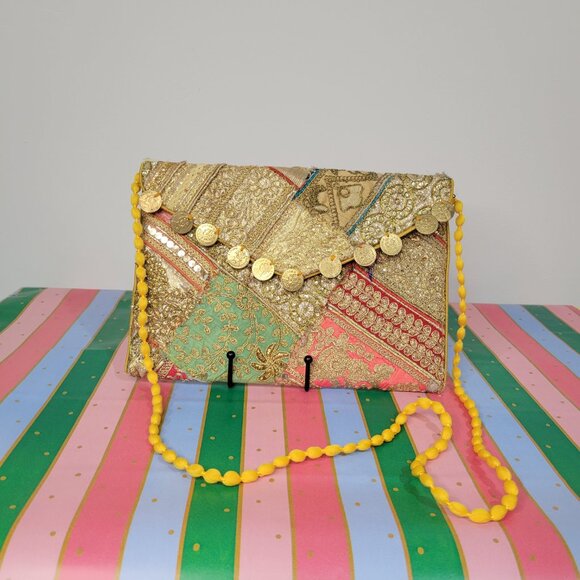 Indian Banjara Handmade Embroidered Clutch Purse - Picture 9 of 10